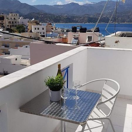 Lilis Apt In Center With Sea View Karpathos Exterior photo