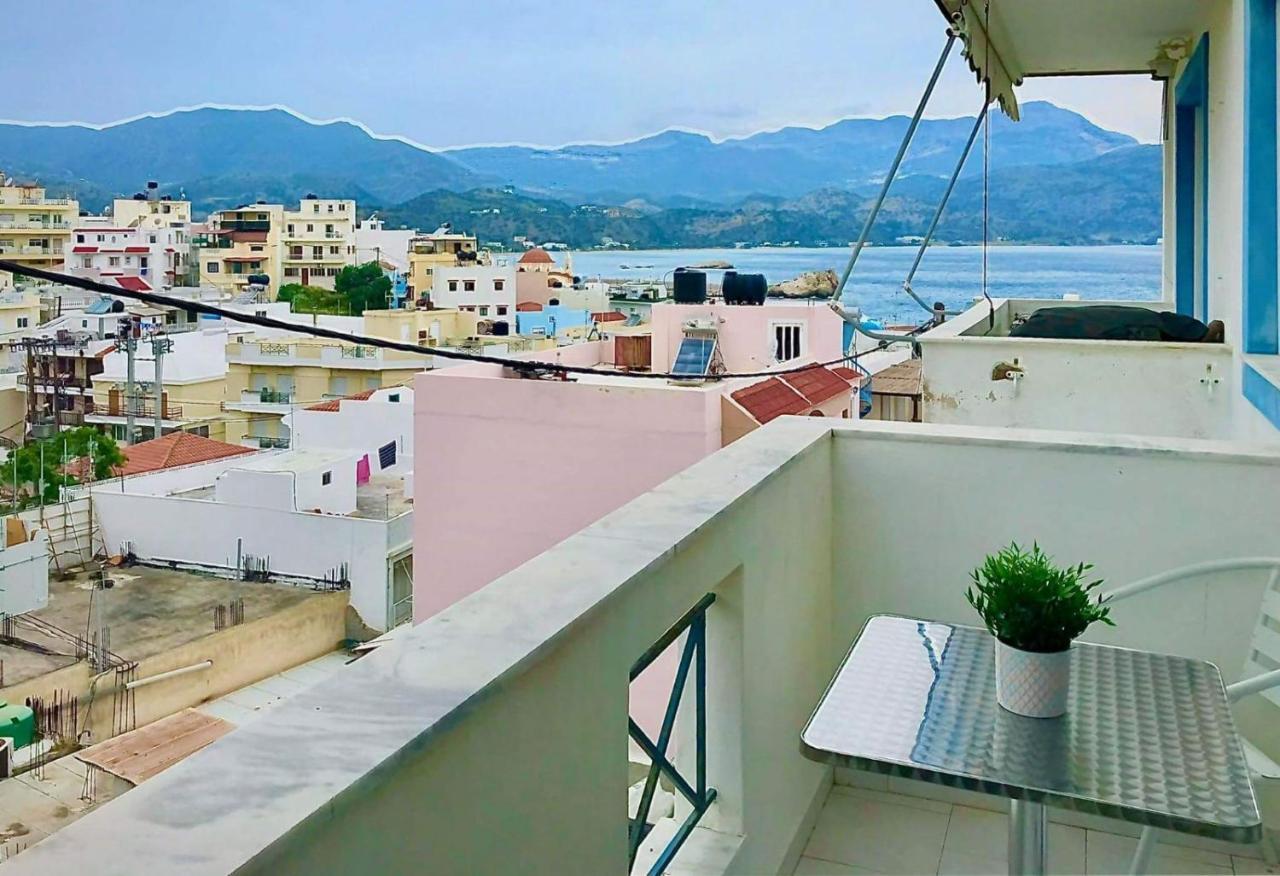 Lilis Apt In Center With Sea View Karpathos Exterior photo