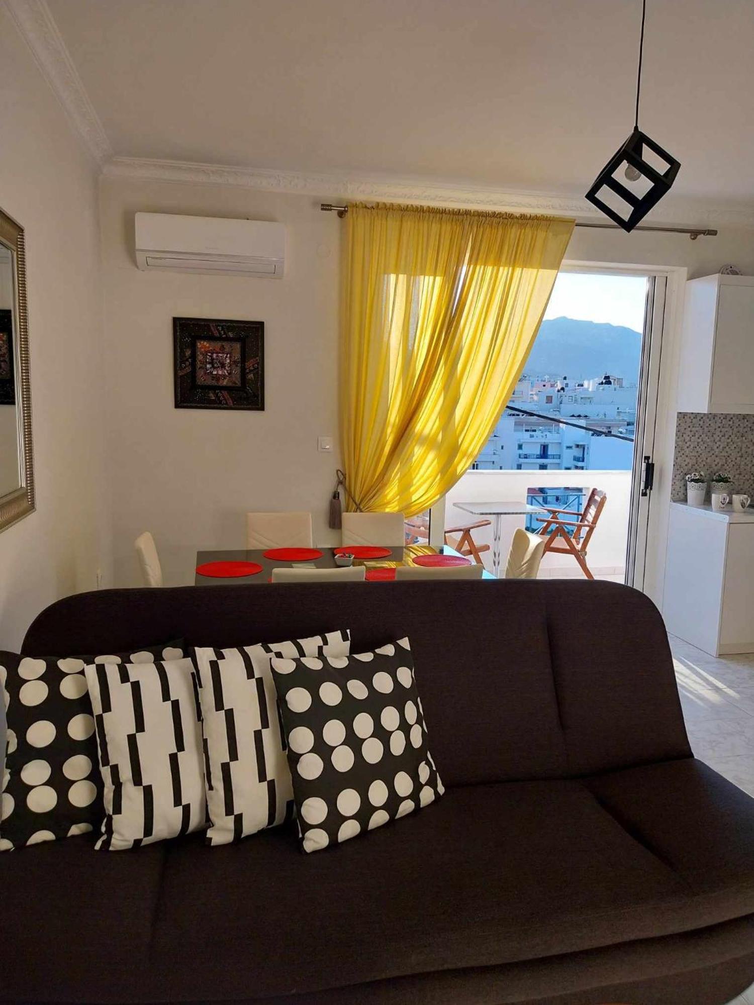 Lilis Apt In Center With Sea View Karpathos Exterior photo